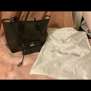 Michael Kors Tote bag and wallet